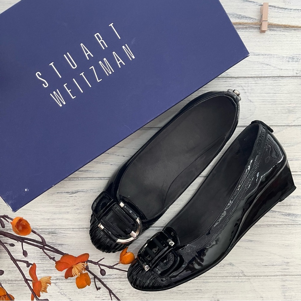 Stuart Weitzman Pleatolo Pump in Black Grove Patent